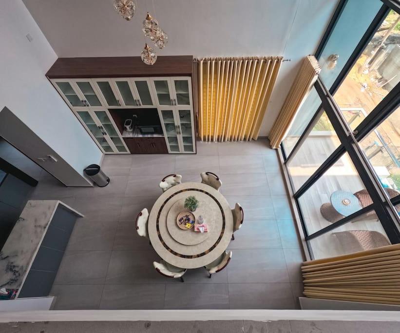Poolside Villa Дака Екстериор снимка